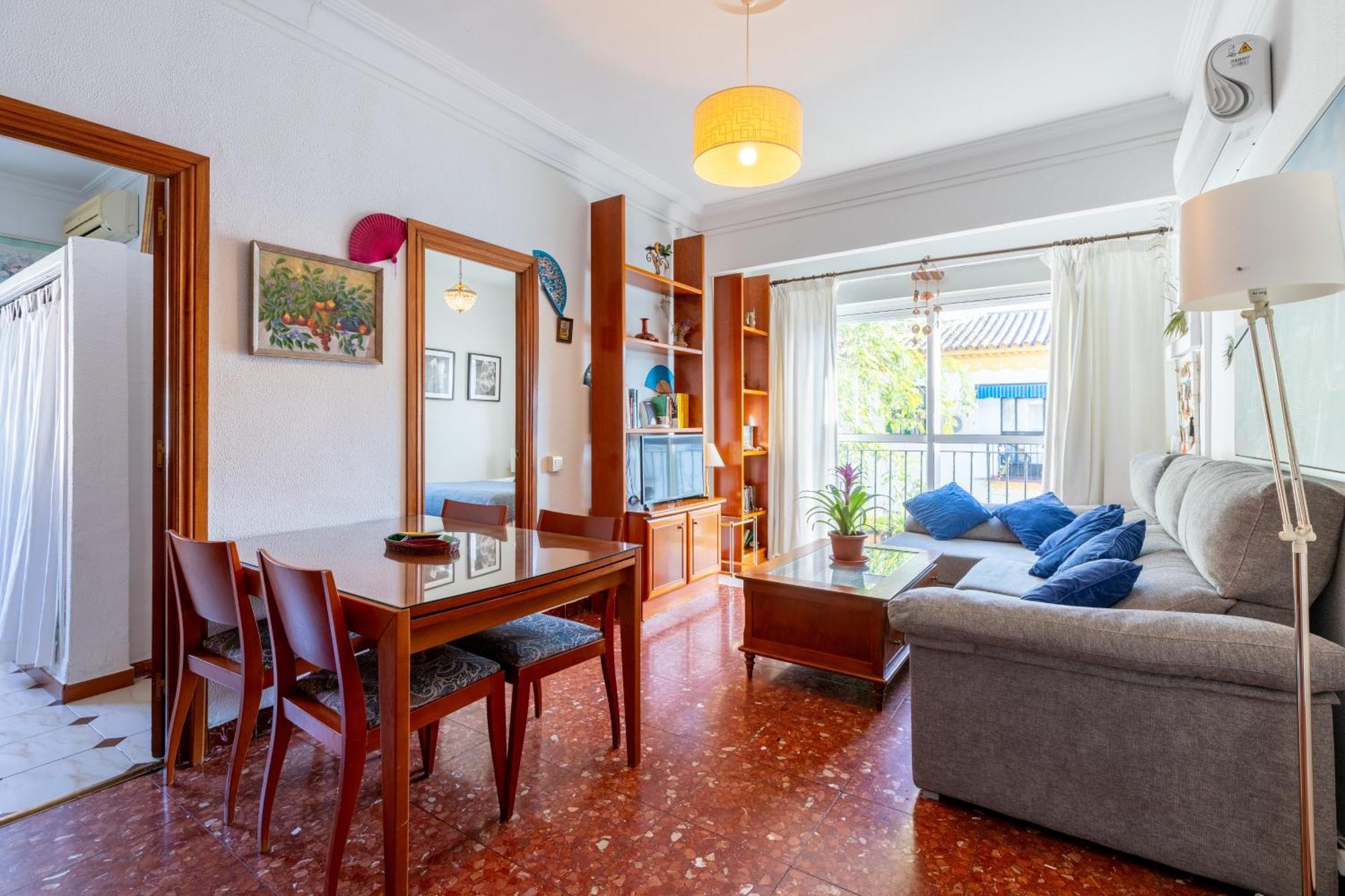 Apartamento Triana Los Remedios Sevilla Bagian luar foto