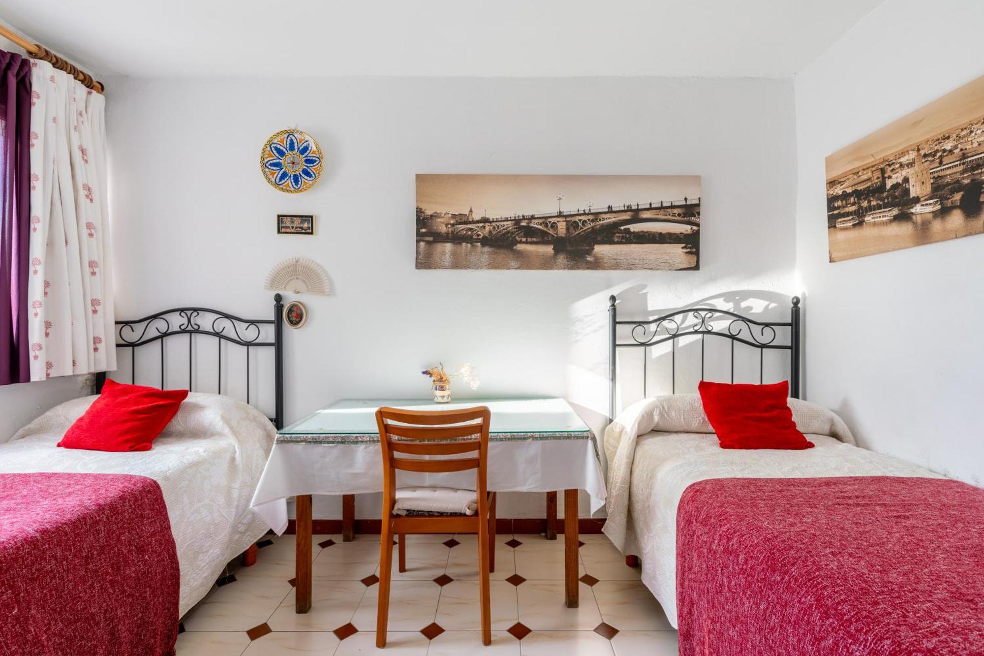 Apartamento Triana Los Remedios Sevilla Bagian luar foto