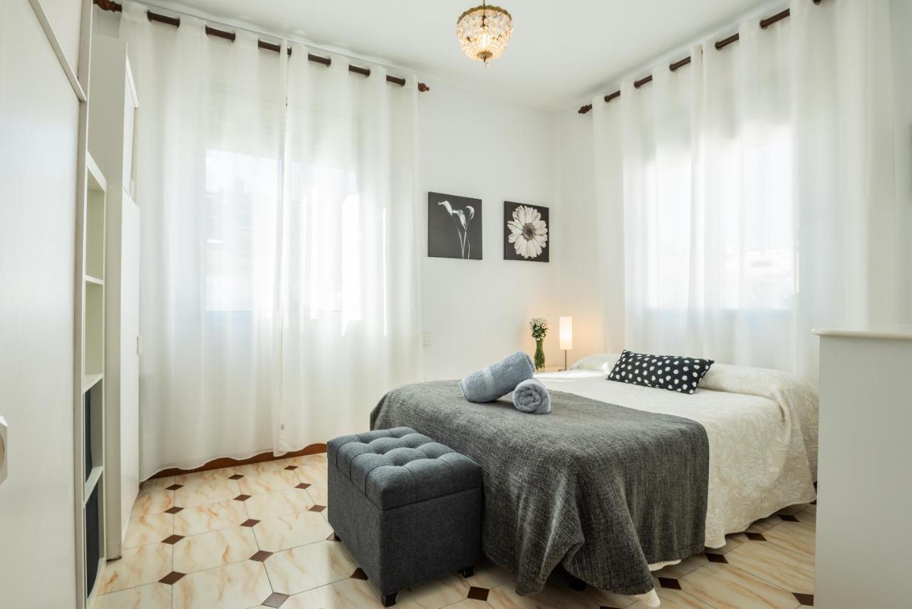 Apartamento Triana Los Remedios Sevilla Bagian luar foto